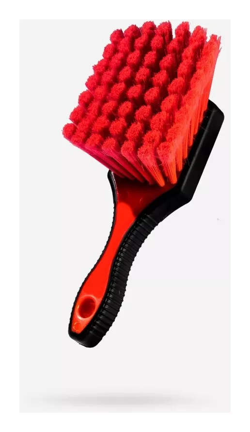 Adam’s Polishes Rubberized Wheel Brush
