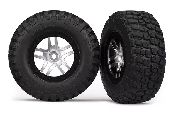 BFGoodrich Mud-Terrain™ T/A KM2 Tires / SCT Split-Spoke Beadlock Style Wheels