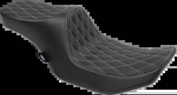 Drag Specialties Seats Predator III 2-Up Seat – Vinyl – Double Diamond – Silver Stitch – Chieftain ’25/Challenger ’20-’25