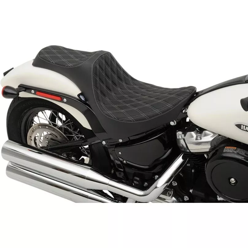 Drag Specialties Silver Double Diamond Predator 3 Seat Saddle 18-23 Harley Softail