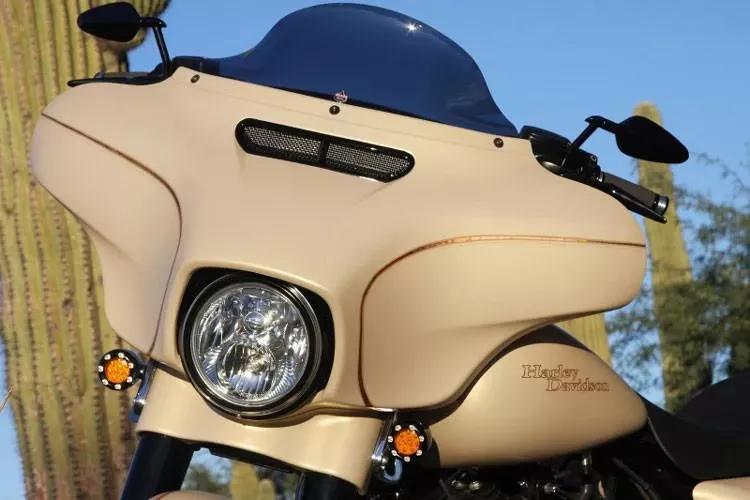 Klock Werks FLARE for '14-23 Harley Davidson FLHT/FLHX/ H-D FL Trike Models 8.5" Dark Smoke (Old Style Fairing)