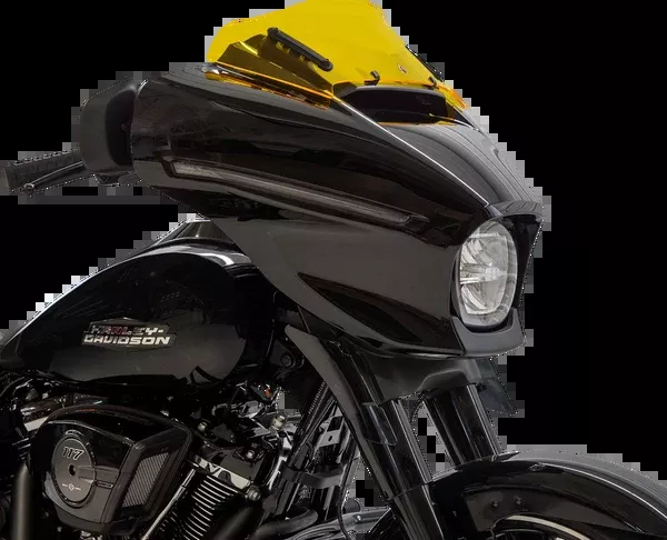 Klock Werks Kolor Flare™ Windshield – 6-1/2″ – Yellow – ’23-’26 FLHX/FLHLT