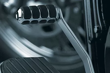 KuryakynToe Shift Peg Cover for VTX1800 '02-up