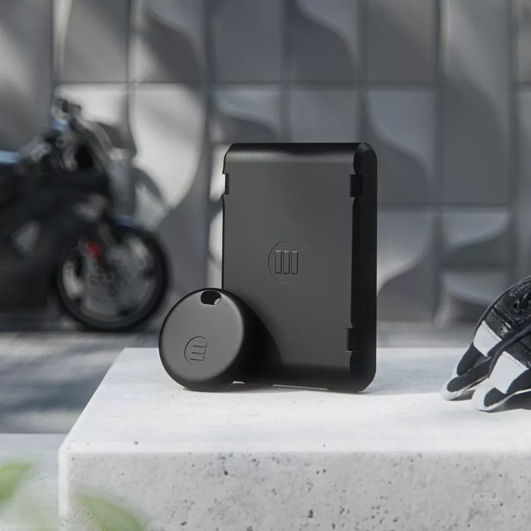 Monimoto 7 GPS Anti-Theft Tracker Security System 5G-LTE GPS Universal