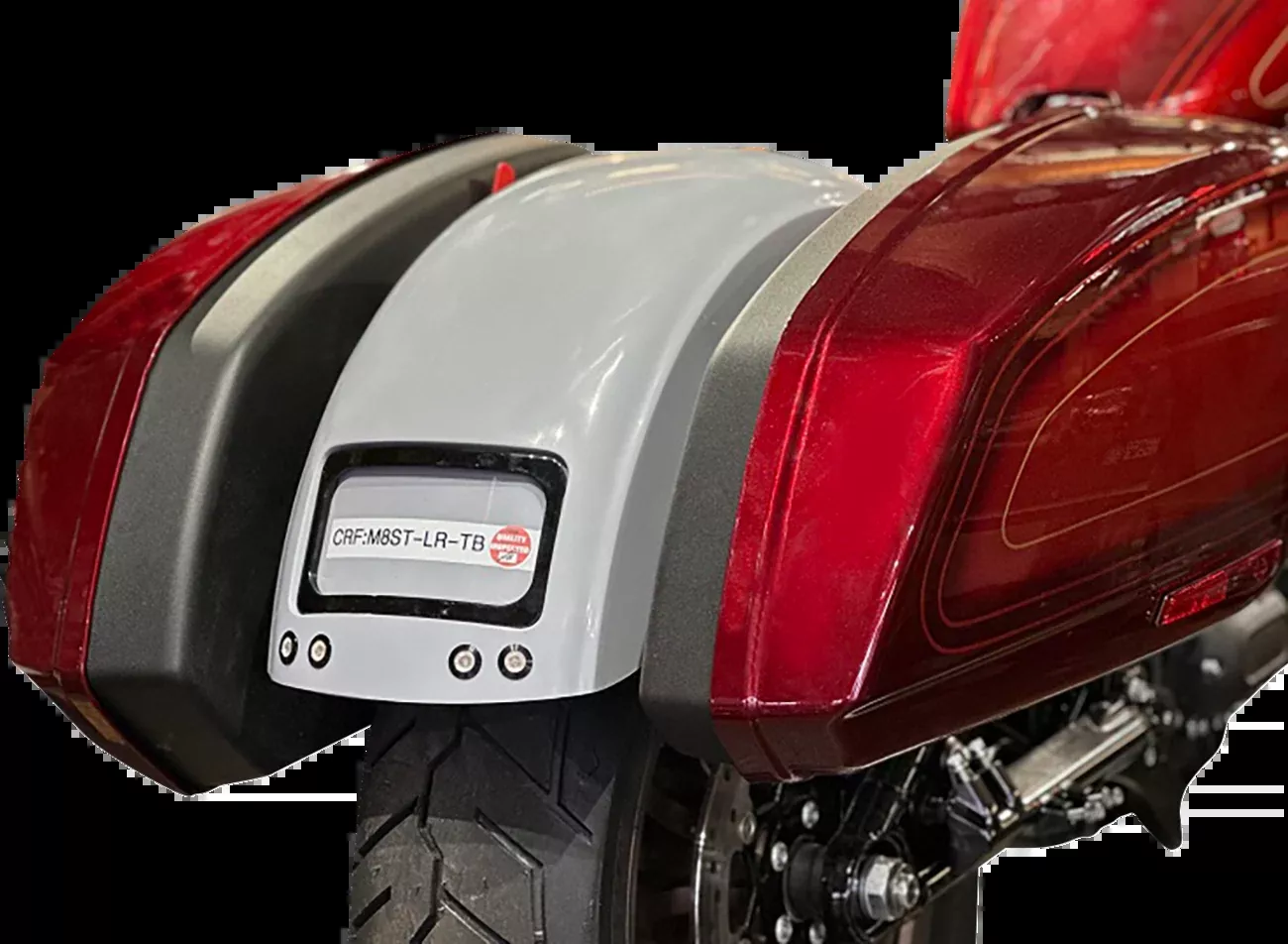 Paul Yaffe Bagger Nation The Fix Rear Fender – Black Frame Plate – Thunder Bolts – HD Softail ’18-’26