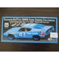 RICHARD PETTY TORINO