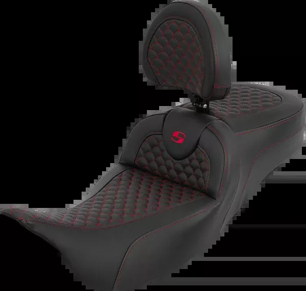 Saddlemen Extended Reach Roadsofa™ Seat – Dragon Scale – Red Stitch – With Backrest – Touring ’08-’25