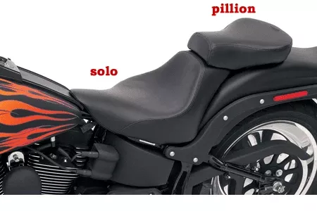 Saddlemen Renegade Touring Pillion for '84-99 FXST/FLST -with Studs (Shown without studs)