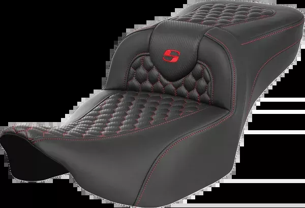 Saddlemen Roadsofa™ Extended Reach Seat – Without Backrest – Honeycomb – Red Stitch – FLTR/FLHX ’23-’24