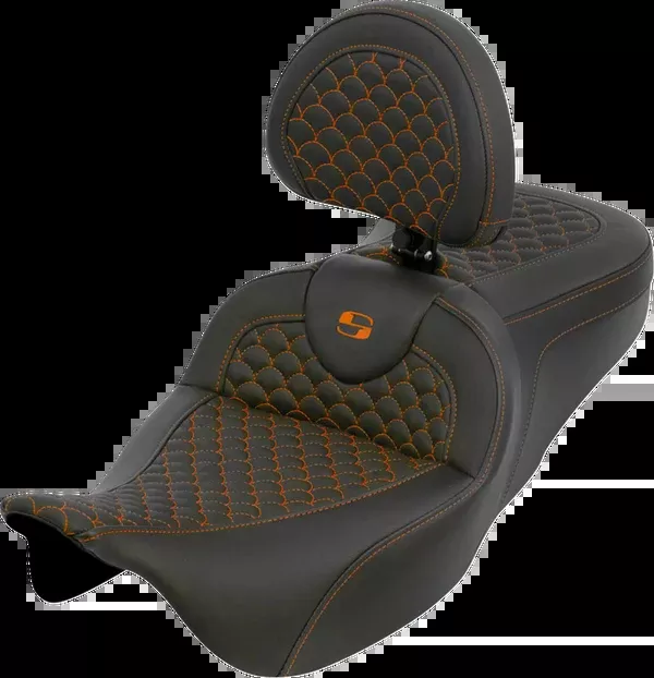 Saddlemen Roadsofa™ Seat – Dragon Scale – Orange Stitch – With Backrest – Touring ’08-’25