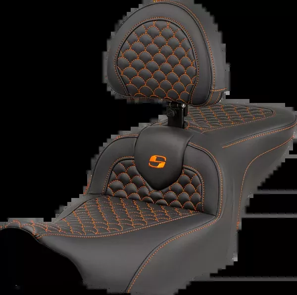 Saddlemen Roadsofa™ Seat - Dragon Scale Stitch - Orange Stitch - W/ Backrest - FLTR/FLHX '23-'24