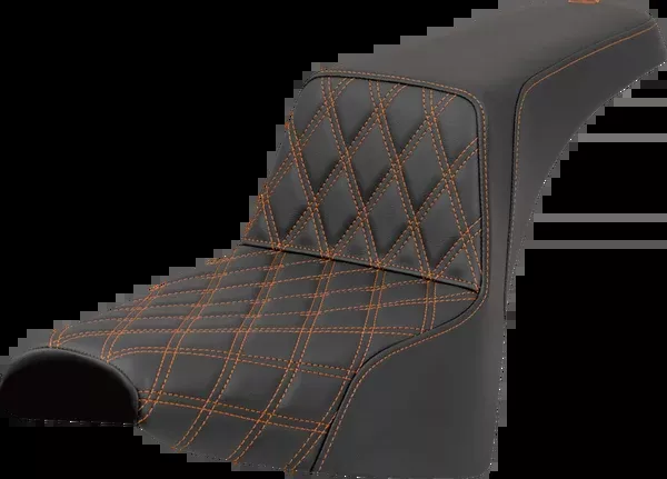 Saddlemen Step-Up Seat – Front Lattice Stitch – Orange Stitch – FXST/FXBB ’18-’25